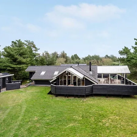 Holiday home Medard - 2km From The Sea In Western Jutland By Interhome